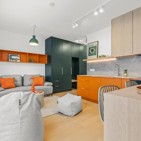 Lam Orange Ac - Balcony