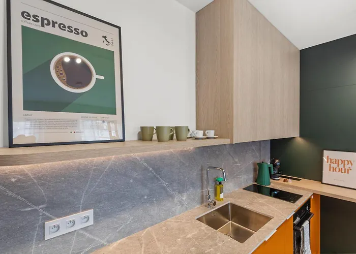 Lam Orange Ac - Balcony 브라티슬라바